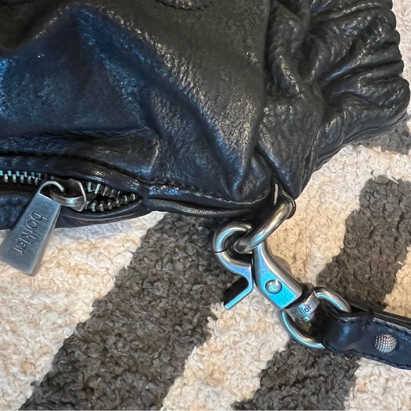 Botkier Black Leather Bucket Shoulder Bag Grommets Crossbody Adjustable - Picture 7 of 15